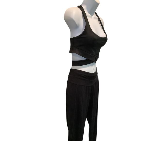 MANDUKA 2 PC BLACK ACTIVEWEAR SET WRAP BAND SPORT BRA S BOTTOM M - Picture 9 of 12